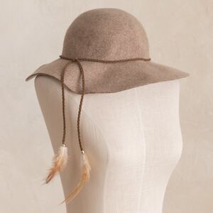 American‎ Eagle Outfitters Wool Wide Brim Floppy Hat with Feathers One Size